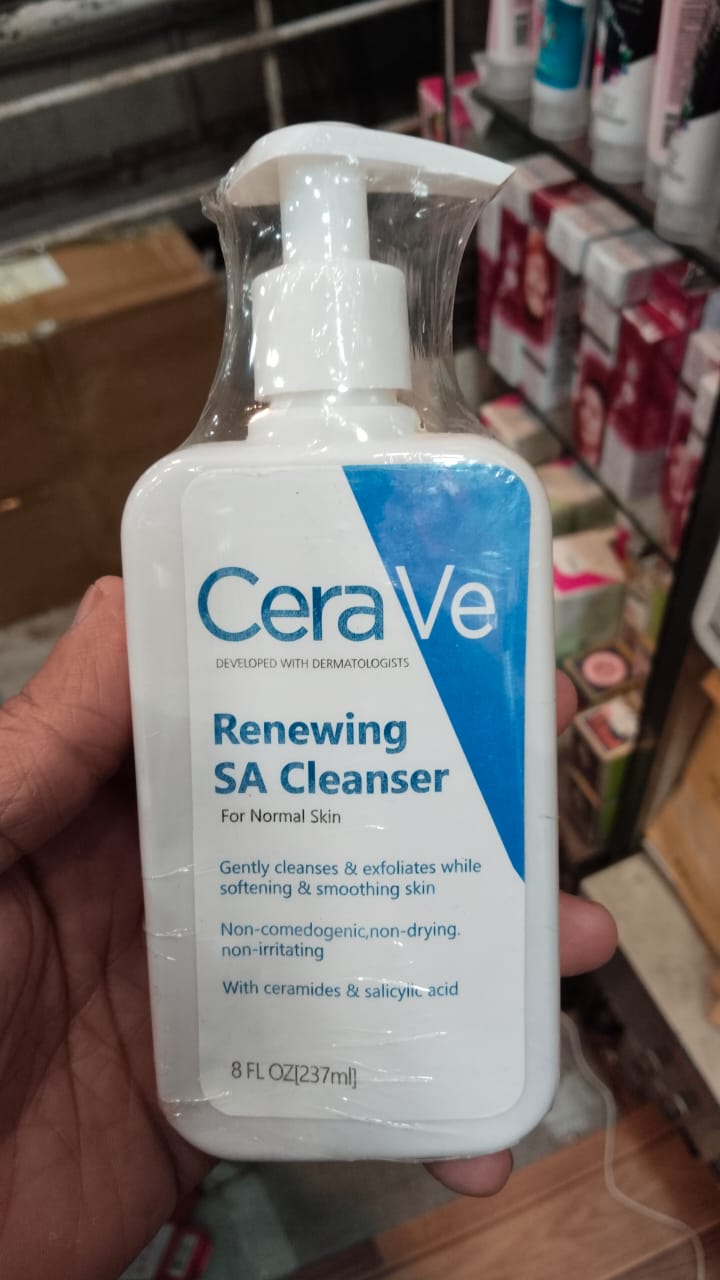 CeraVe Renewing SA Cleanser | Salicylic Acid Exfoliating Face Wash for Smooth & Healthy Skin (237ml)